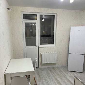 Продается 1-комнатная квартира, 35,6 м²