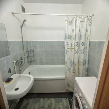Сдается 2-х комнатная квартира, 53,4 м²
