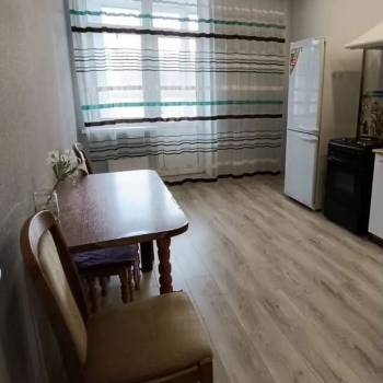 Сдается 2-х комнатная квартира, 62 м²