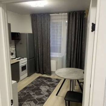 Сдается 1-комнатная квартира, 39,1 м²