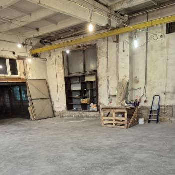 Сдается Нежилое помещение, 275 м²