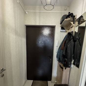 Продается 1-комнатная квартира, 38 м²