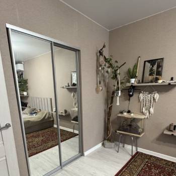 Продается 1-комнатная квартира, 38 м²