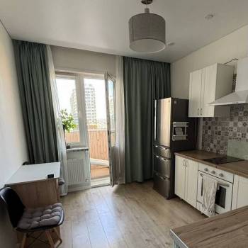 Сдается 1-комнатная квартира, 40 м²