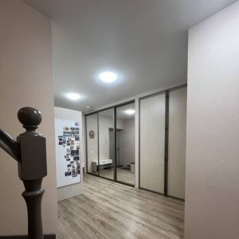 Продается Многокомнатная квартира, 168,2 м²