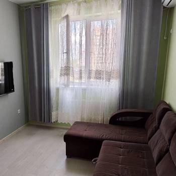 Сдается 1-комнатная квартира, 38 м²