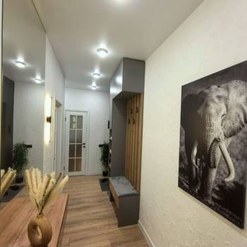 Продается 2-х комнатная квартира, 56 м²