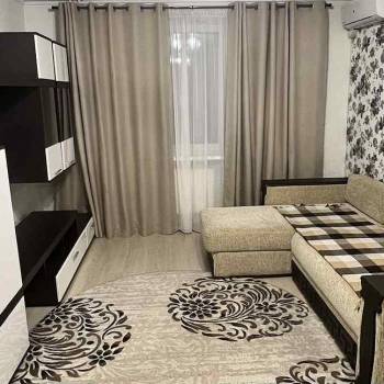 Сдается 1-комнатная квартира, 37 м²
