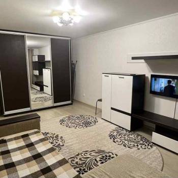 Сдается 1-комнатная квартира, 37 м²