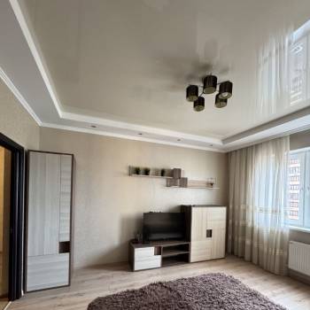 Сдается 1-комнатная квартира, 48 м²