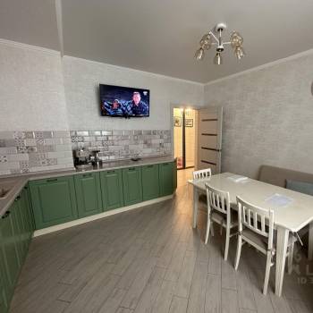 Сдается 2-х комнатная квартира, 70 м²