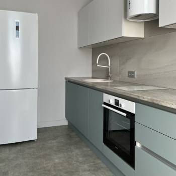 Продается 1-комнатная квартира, 36 м²