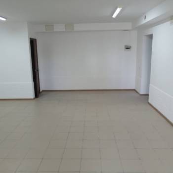 Продается Нежилое помещение, 100 м²