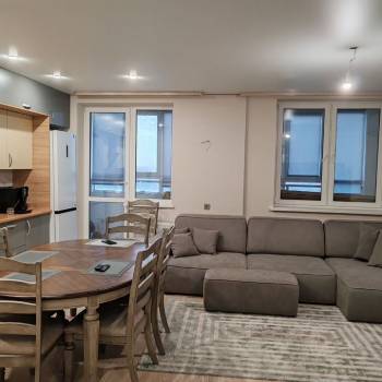 Продается 2-х комнатная квартира, 75,5 м²