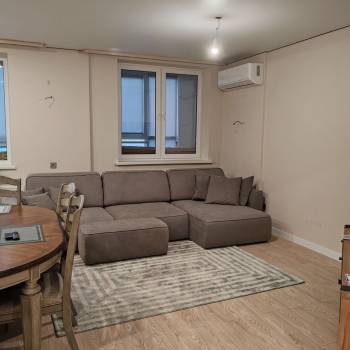 Продается 2-х комнатная квартира, 75,5 м²