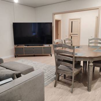 Продается 2-х комнатная квартира, 75,5 м²