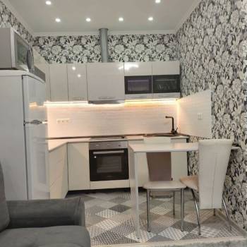 Продается 1-комнатная квартира, 38 м²