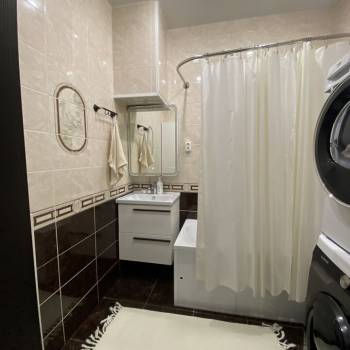 Продается 2-х комнатная квартира, 62 м²