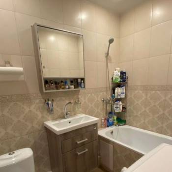 Продается 1-комнатная квартира, 35 м²