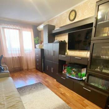 Продается 1-комнатная квартира, 35 м²