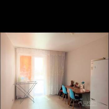 Продается 1-комнатная квартира, 51 м²