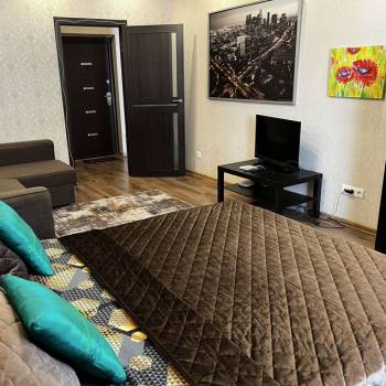 Сдается 1-комнатная квартира, 40 м²