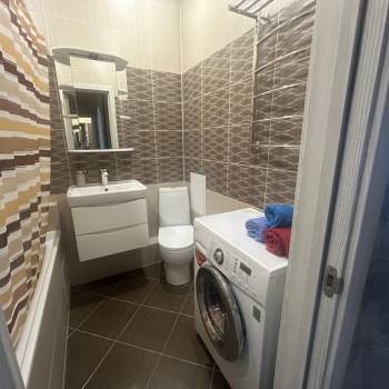 Продается 1-комнатная квартира, 32 м²