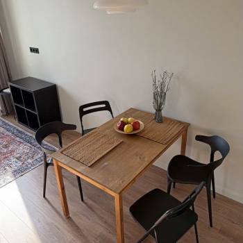 Продается 1-комнатная квартира, 36 м²
