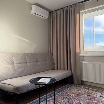 Продается 1-комнатная квартира, 36 м²