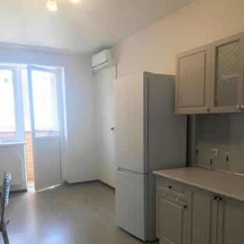 Сдается 2-х комнатная квартира, 63 м²