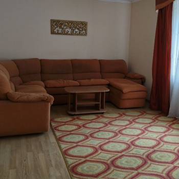 Сдается 2-х комнатная квартира, 72 м²