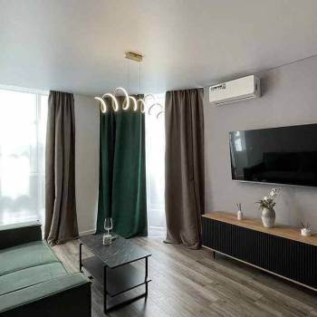 Сдается 1-комнатная квартира, 55 м²