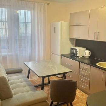 Сдается 1-комнатная квартира, 40,6 м²
