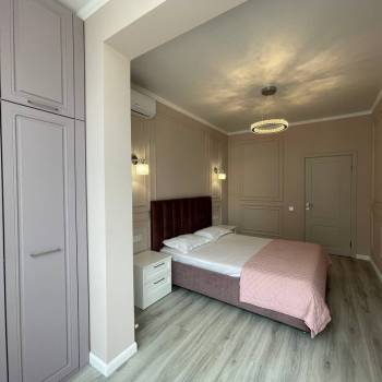 Продается 2-х комнатная квартира, 103 м²