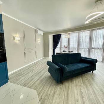 Продается 2-х комнатная квартира, 103 м²