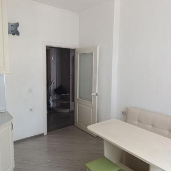 Сдается 1-комнатная квартира, 44 м²