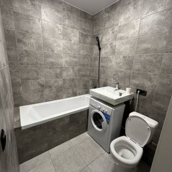 Сдается Многокомнатная квартира, 57 м²
