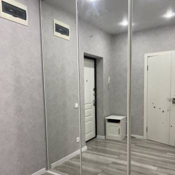 Продается 1-комнатная квартира, 43 м²