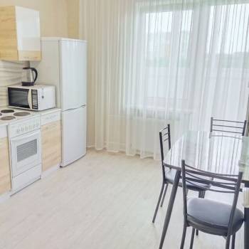 Сдается 1-комнатная квартира, 39 м²