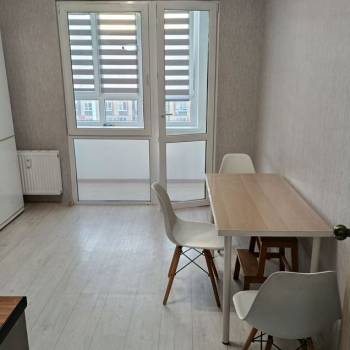 Сдается 1-комнатная квартира, 38 м²
