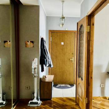 Продается 3-х комнатная квартира, 65,4 м²