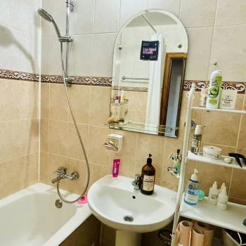 Продается 3-х комнатная квартира, 65,4 м²