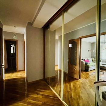 Продается 3-х комнатная квартира, 65,4 м²