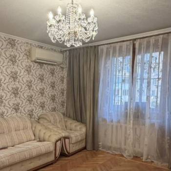 Сдается Многокомнатная квартира, 63 м²