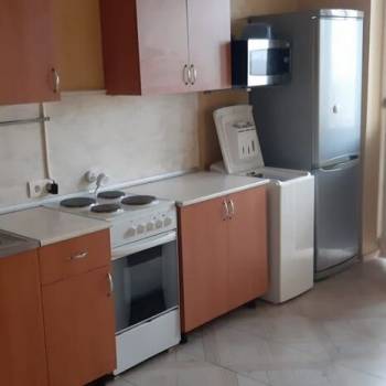 Сдается 1-комнатная квартира, 42 м²