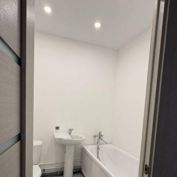 Продается 1-комнатная квартира, 36 м²