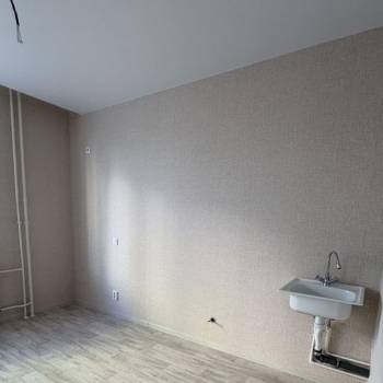 Продается 1-комнатная квартира, 36 м²
