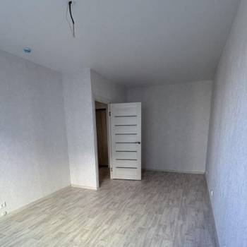 Продается 1-комнатная квартира, 36 м²