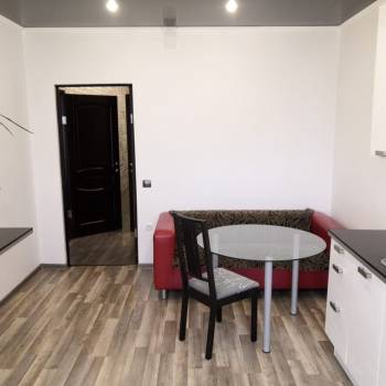 Продается 2-х комнатная квартира, 95,6 м²
