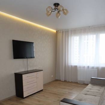 Сдается 1-комнатная квартира, 41 м²